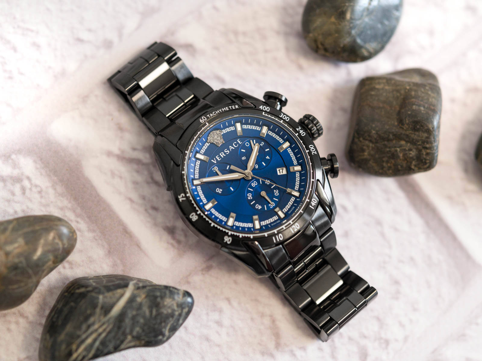 Versace VE2I00521 นาฬิกาผู้ชาย V-Ray Chronograph Quartz Men's Watch