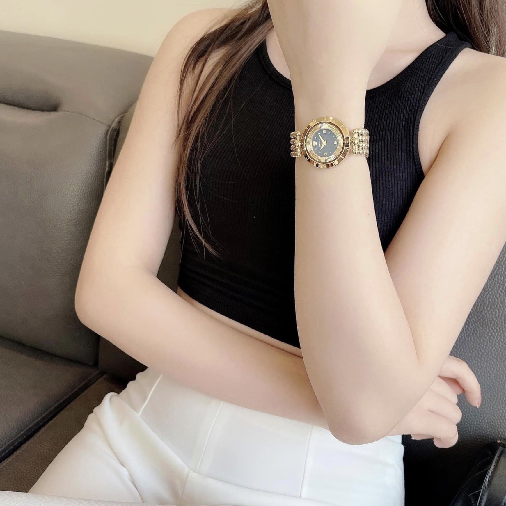 Versace VE7900820 นาฬิกาผู้หญิง Eon Quartz Women's Watch