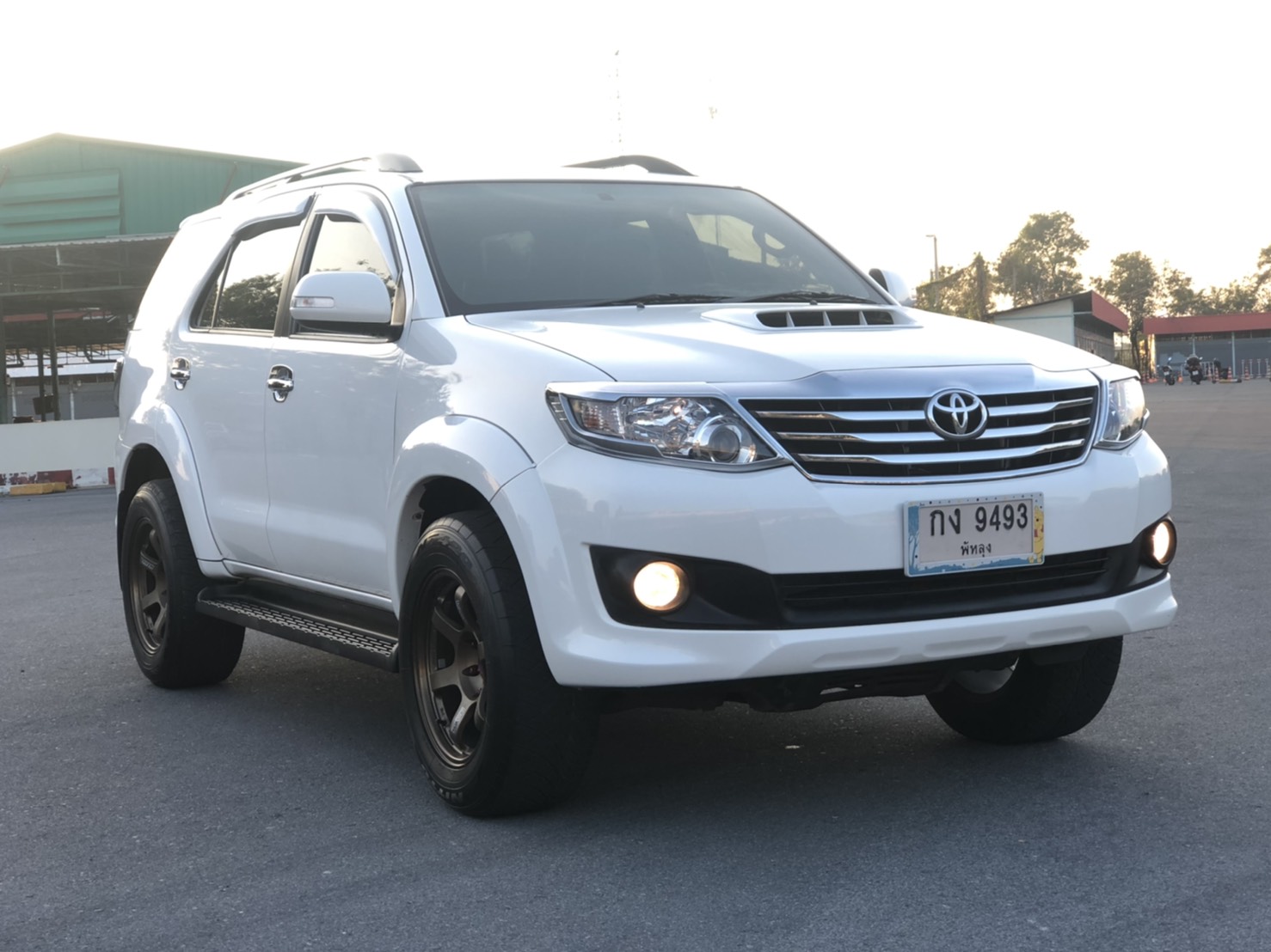 Toyota Fortuner Champ 2.5G เกียร์ธรรมดา 2012