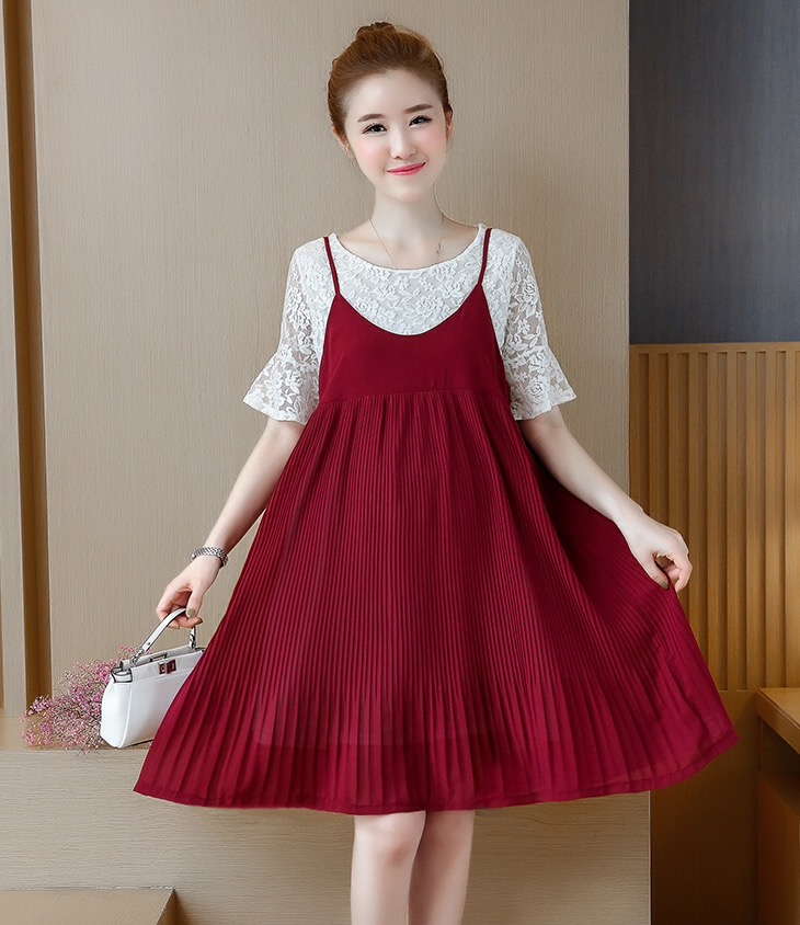 เอี๊ยมกระโปรงคลุมท้องยาว ผ้าชีฟองอัดพรีท มาพร้อมเสื้อลูกไม้น่ารักสีขาว M,L,XL,XXL