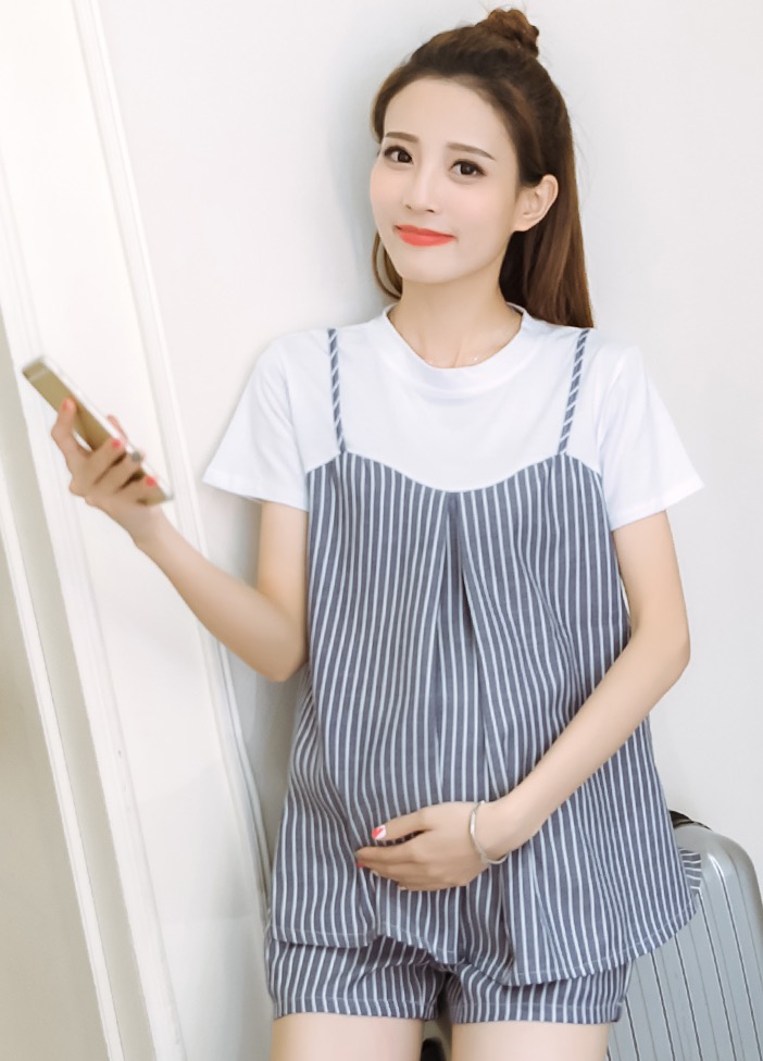 ชุดเสื้อ+กางเกงคนท้อง ฟ้าอมเทา เอี๊ยมหลอก แบบน่ารัก กางเกงมีสายปรับขนาดภรรภ์ M,L,XL,XXL