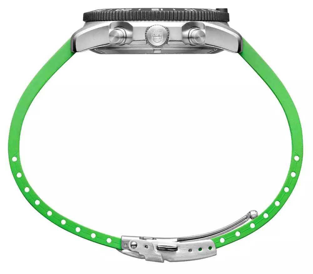 Luminox XS.3157.NF นาฬิกาผู้ชาย PACIFIC DIVER CHRONOGRAPH Quartz Men's Watch