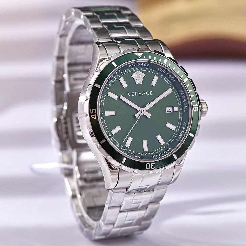 Versace VE3A01022 นาฬิกาผู้ชาย Hellenyium Quartz Men's Watch