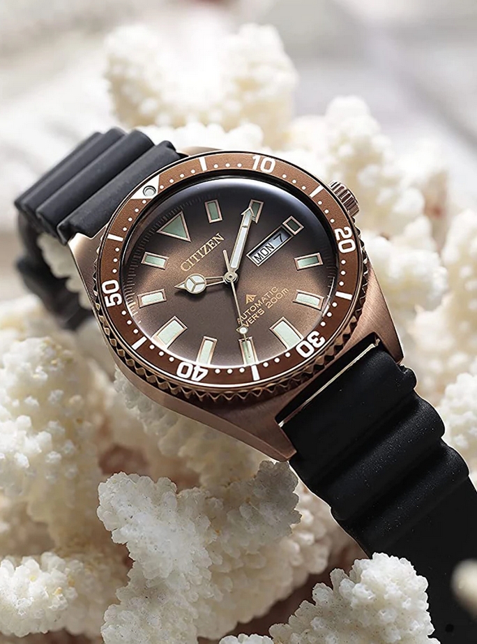 Citizen NY0125-08W นาฬิกาผู้ชาย Promaster Marine Mechanical Automatic Diver 200 Men's Watch