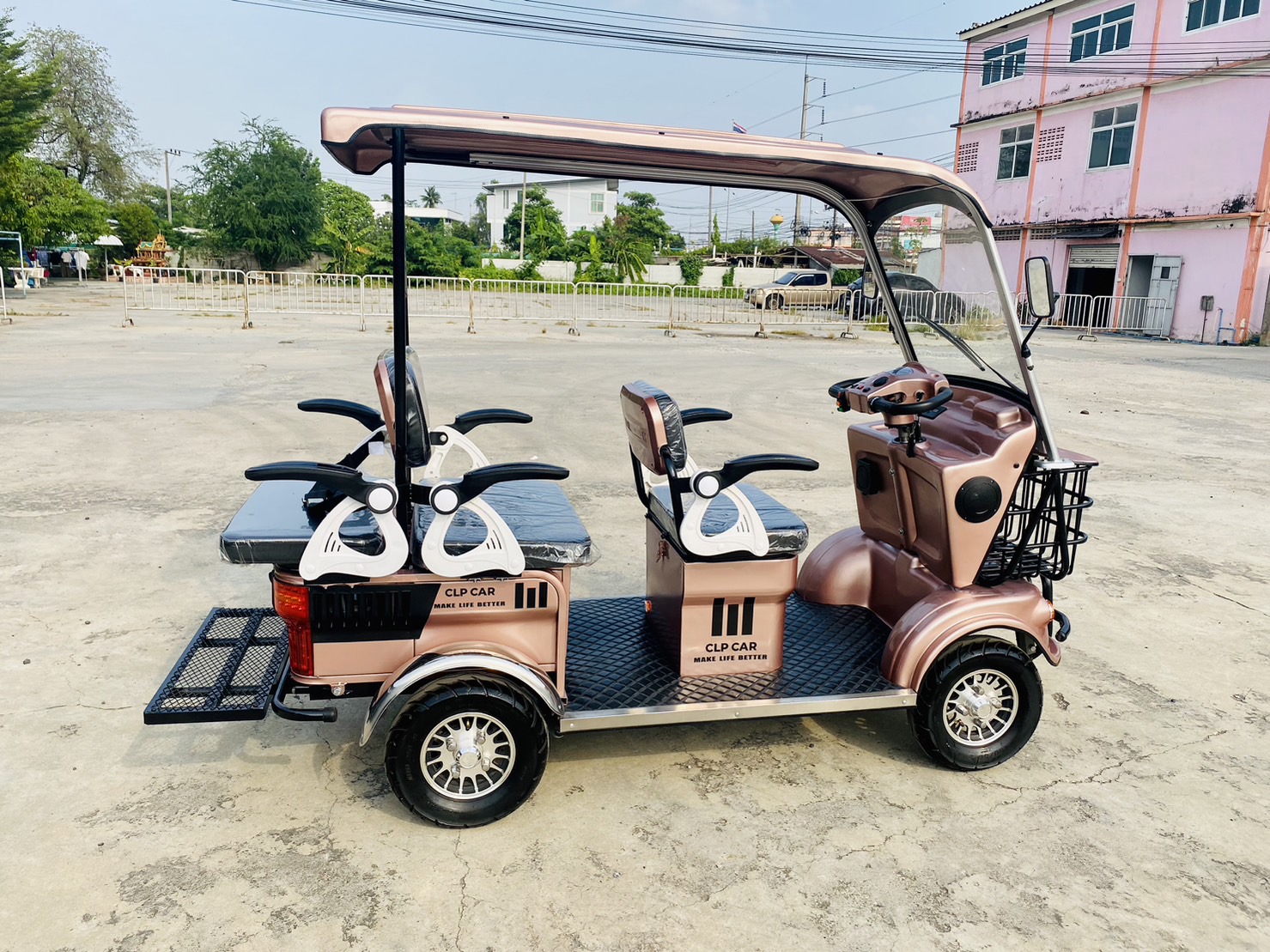 รถไฟฟ้า 4 ล้อ 4-5 ที่นั่ง รุ่น M-01T ยี่ห้อ CLP CAR ขับแฮนด์บิด สีชมพูพิ้งค์โกลว์