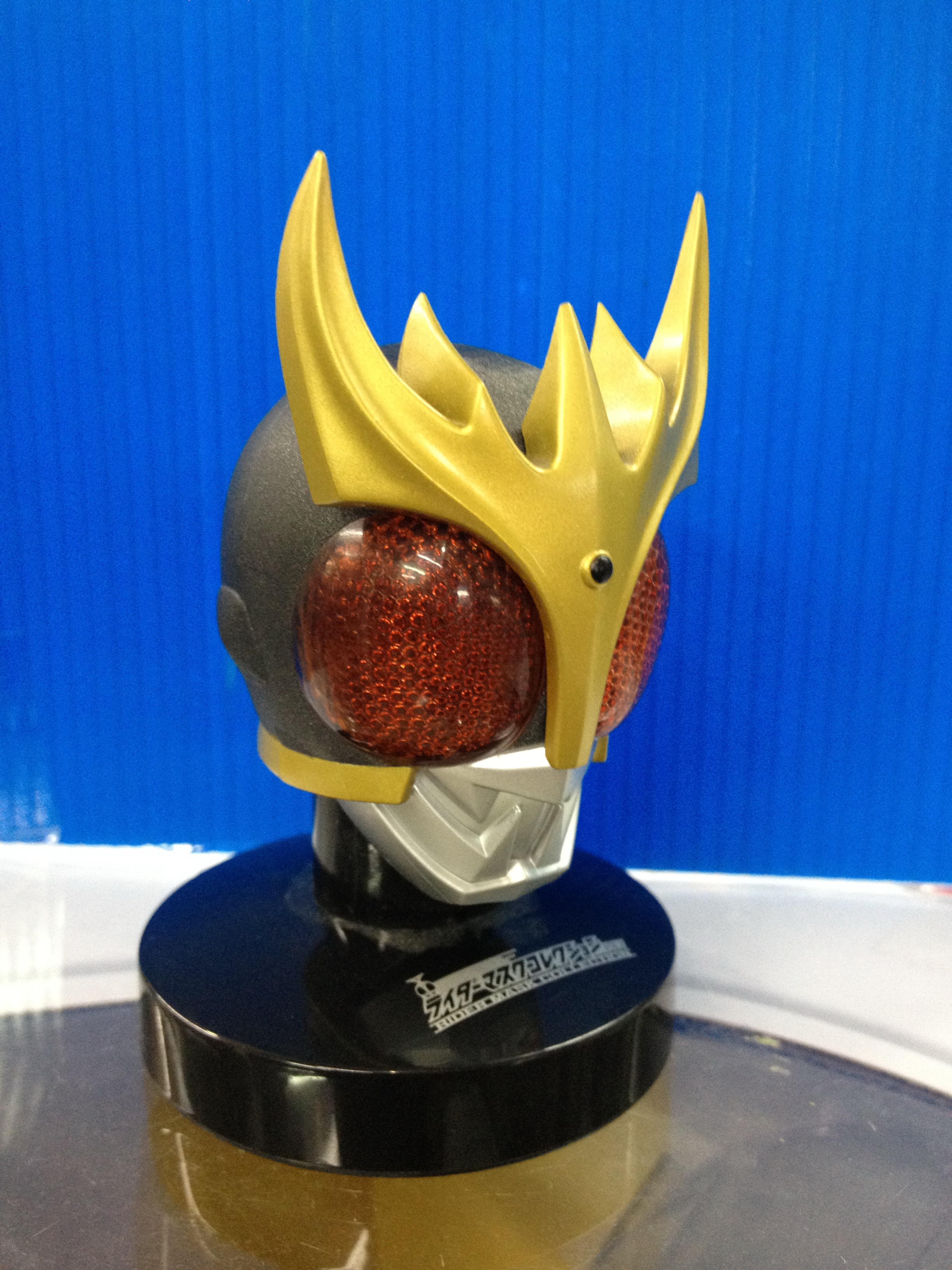 Limited Masked Rider Collection 1/6 - Masked Rider Kuuga Ultimate Form