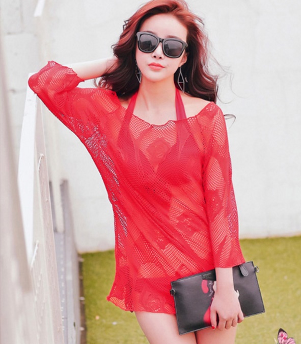 ชุดว่ายน้ำแฟชั่นพร้อมส่ง :ชุดว่ายน้ำทูพีชสีแดงแต่งลายผ้าและชุดคลุมแบบเก๋ set 3ชิ้นsexyมากๆจ้า:รอบอก28-32นิ้ว เอว30-34นิ้ว สะโพก32-38นิ้วจ้า