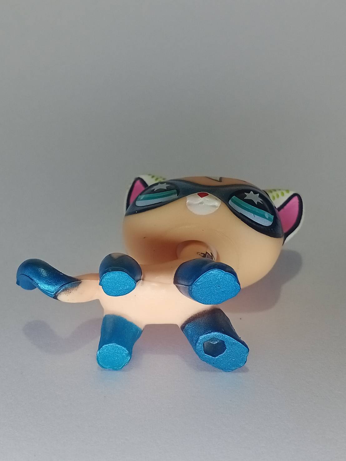 แมว Super Hero Comic ตัวพิเศษ หาได้ในบางประเทศเท่านั้น