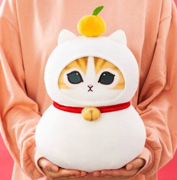 [พร้อมส่ง] ตุ๊กตา Mofusand Kagami mochi แมวโมฟุ คางามิโมจิ แมวส้ม ในชุดโมจิสีขาว วางส้มบนหัว ขนาด สูง 33 cm mofusand 鏡餅にゃんBIGぬいぐるみ