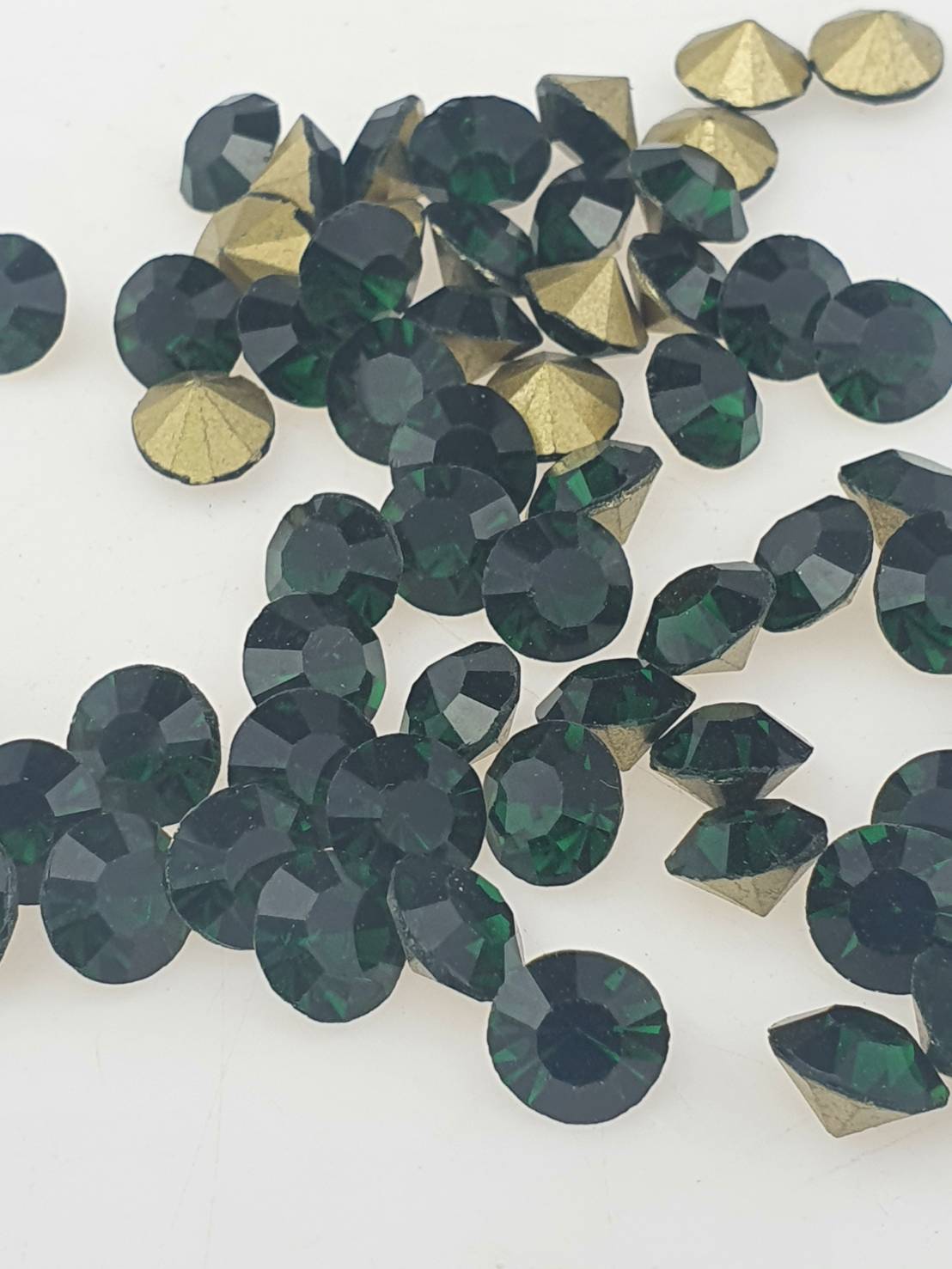 เพชรคริสตัลก้นแหลมขนาด 8 มิลลิเมตร (SS38) เพชรคริสตัลสำหรับงานเครื่องประดับ Crystal จำนวน 288 เม็ด