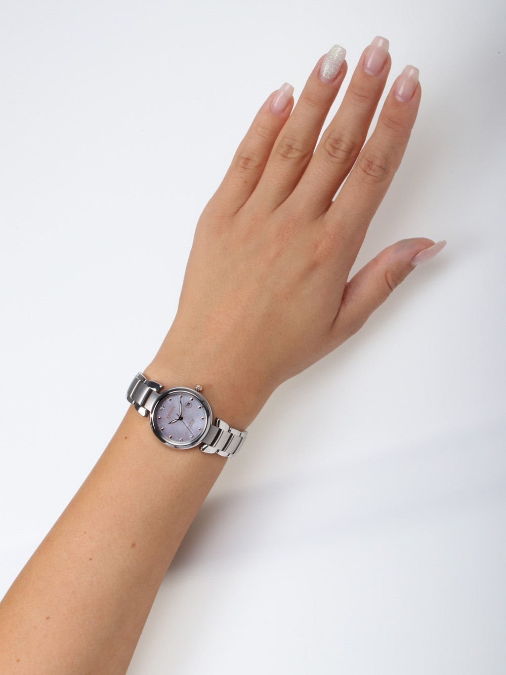 Citizen EW2506-81Y นาฬิกาผู้หญิง Eco-Drive Super Titanium Sapphire Women's Watch