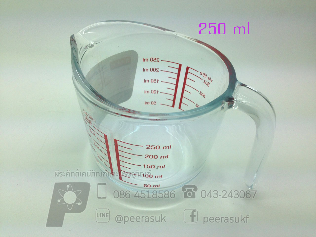 ถ้วยแก้วตวงมีด้ามจับ