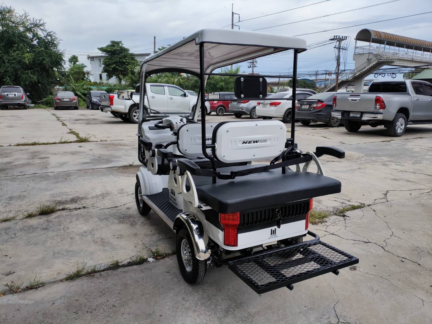 รถไฟฟ้า 4 ล้อ 6 ที่นั่ง (คนไซส์ใหญ่) รุ่น M-01ฺB BIG PLUS ยี่ห้อ CLP CAR ขับแฮนด์บิด