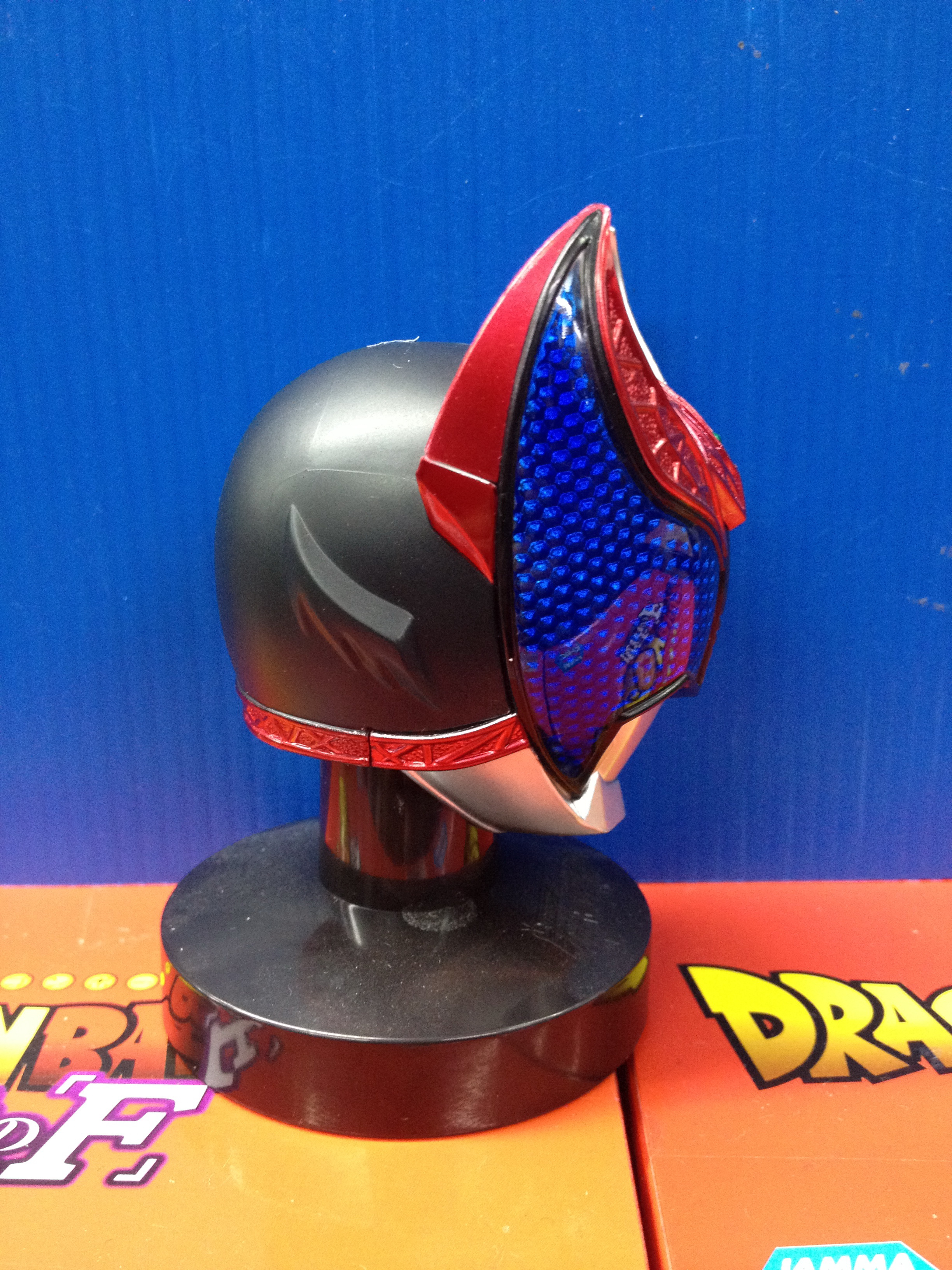 Masked Rider Collection 1/6 - Kamen Rider Kiva Garulu Form