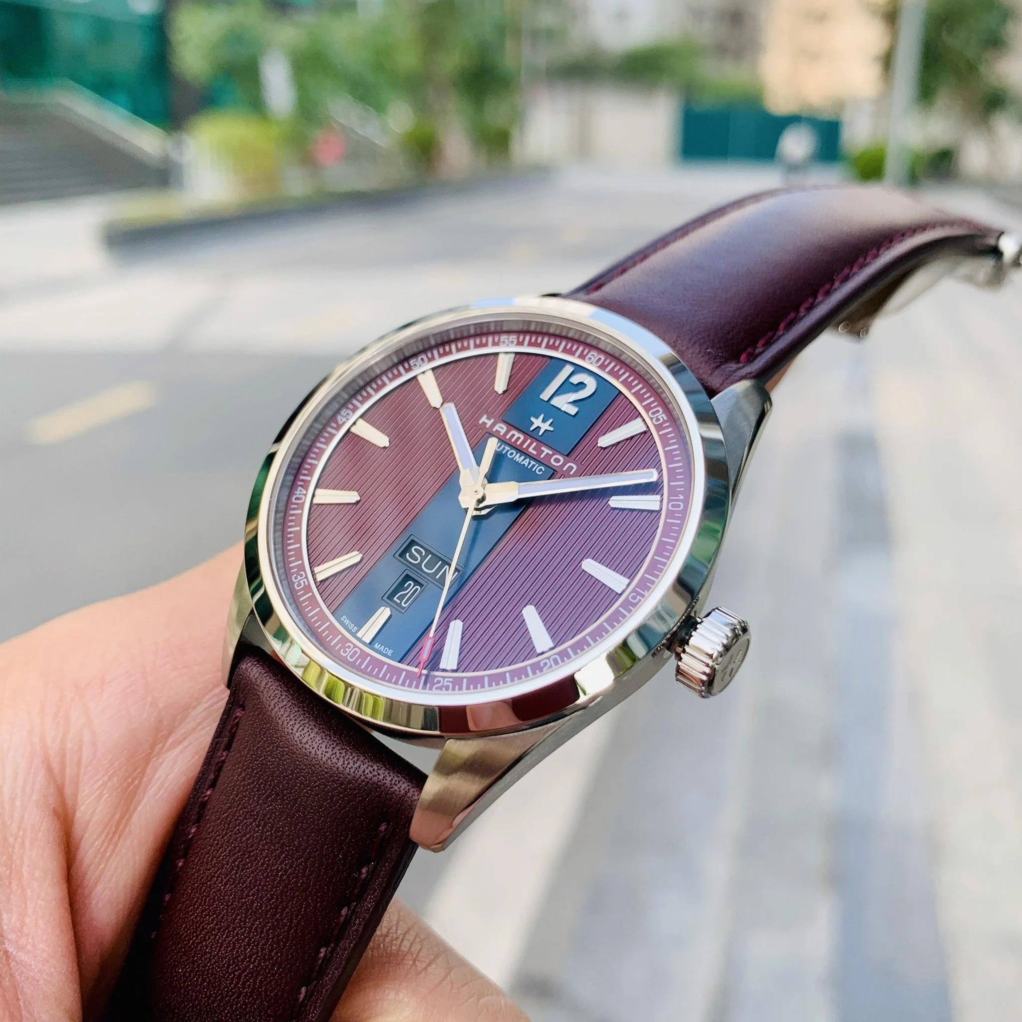 Hamilton H43515875 นาฬิกาผู้ชาย BROADWAY DAY DATE AUTO Men's Watch