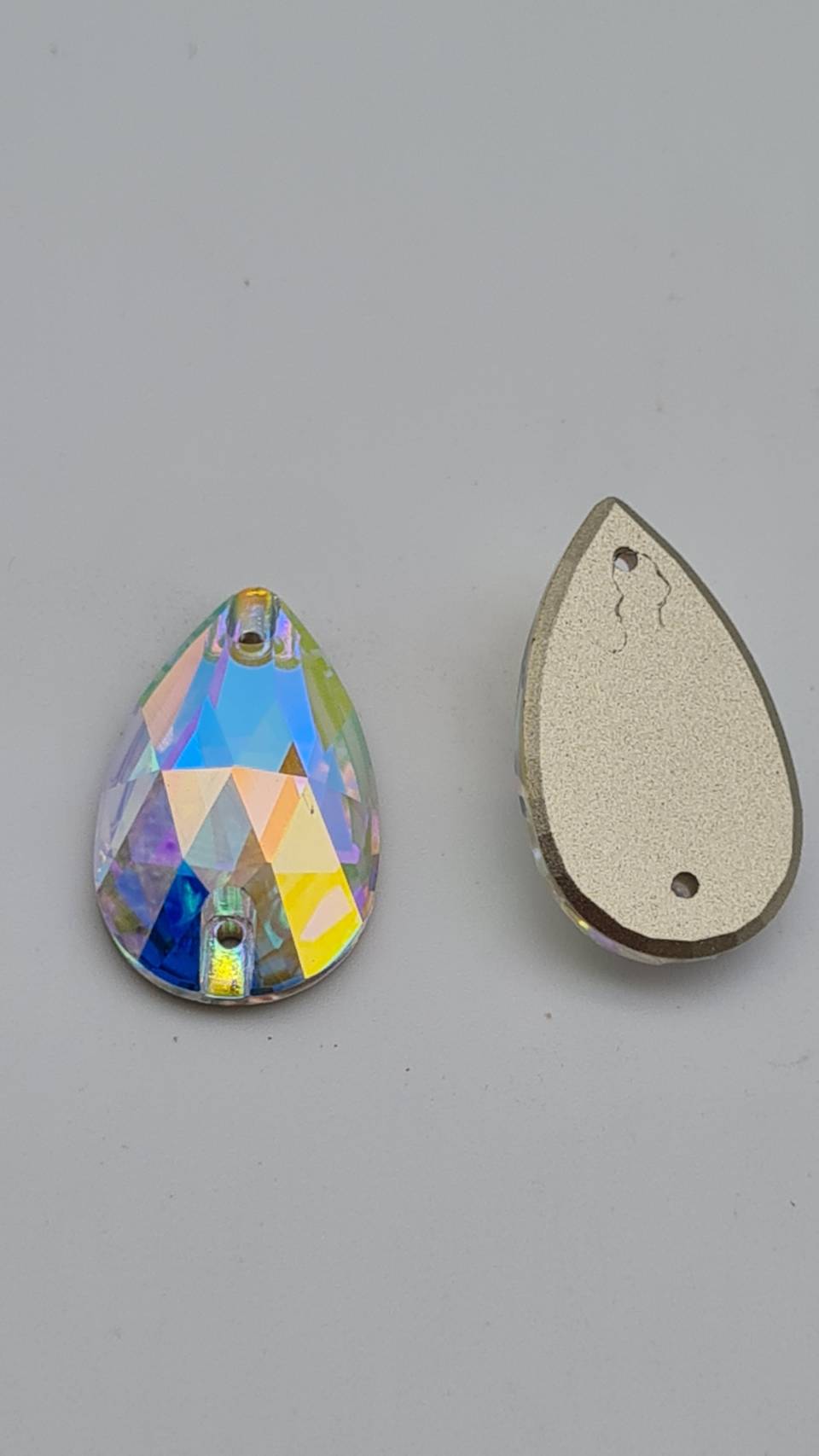 คริสตัลหยดน้ำ K9 คริสตัลหยดน้ำเหมือนแท้ คริสตัลกลมมีรูสำหรับเย็บ คริสตัลน้ำมันก๊าด ใช้งานประดับชุดลิเกและเครื่องประดับลิเก