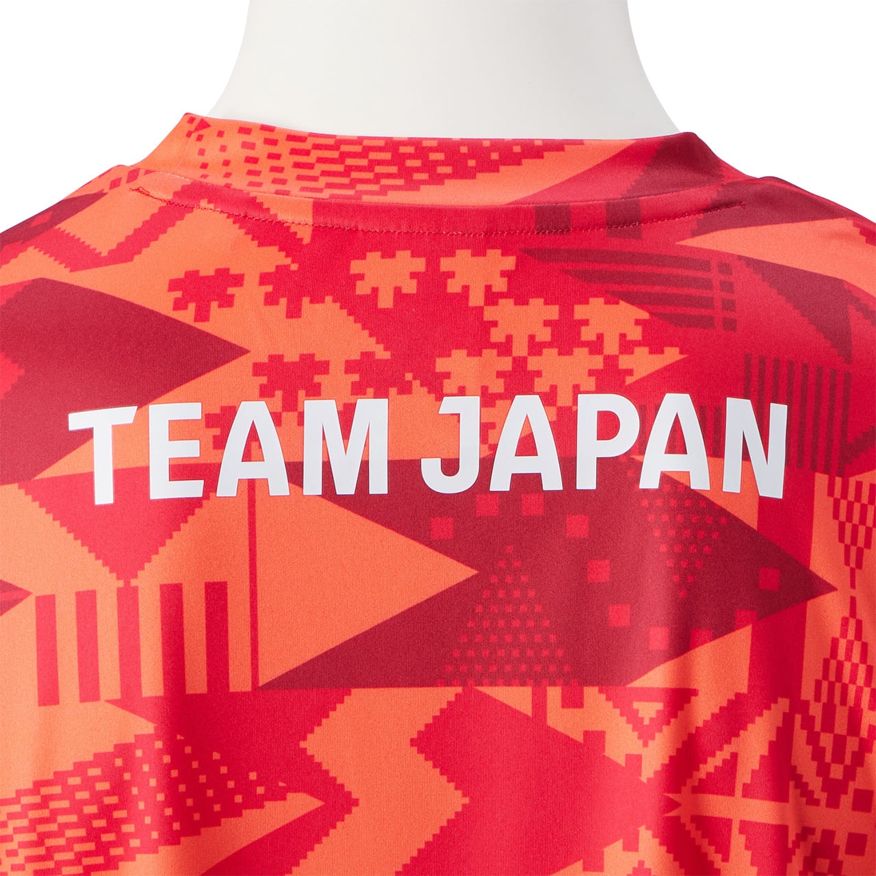 [PRE-ORDER] Asics เสื้อกีฬา ทีมเจแปน โอลิมปิก ปารีส 2024 - TEAM JAPAN Olympic Paris 2024 Short Sleeve Shirt (Big Silhouette) RED นำเข้าจากญี่ปุ่น - TEAM JAPAN パリ2024 半袖シャツ（ビックシルエット