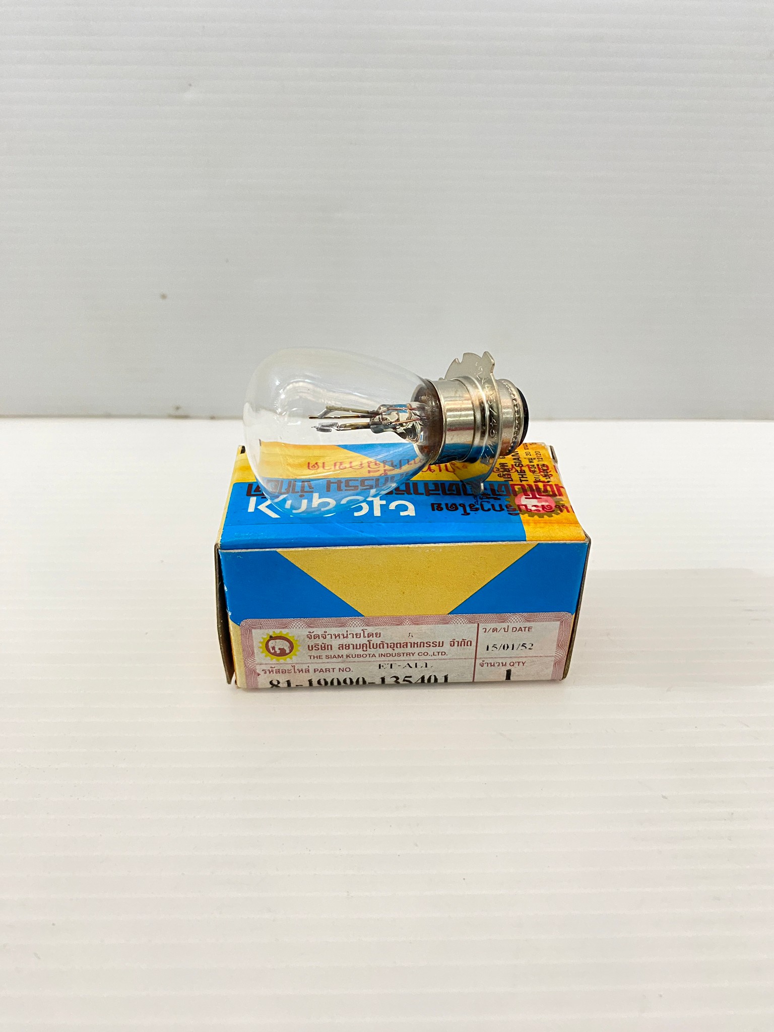 หลอดไฟ 12V รถไถเดินตามคูโบต้า รุ่น ET S