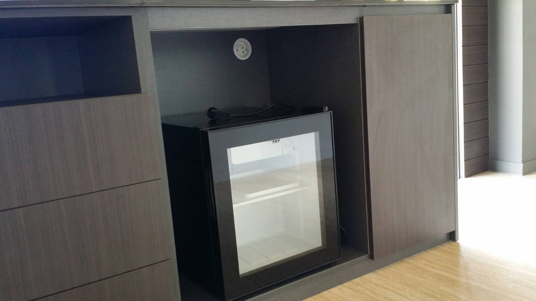 Mini Bar Glass Door Mini Bar Hotel มินิบาร์โรงแรม,ตู้เย็นเล็ก,ประตูกระจกใส,ตู้เย็นโรงแรม