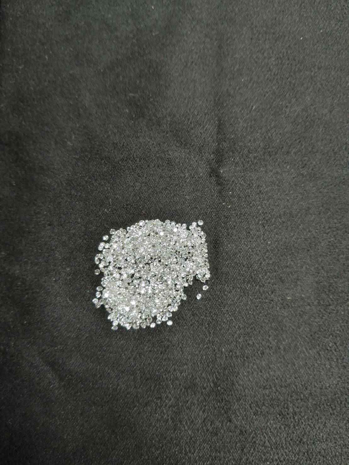 เพชรร่วง เพชรแท้ ขนาด 1 มิลลิเมตรน้ำ98% Lab Grown Diamond (CVD) ส่งจากในประเทศไทยDEF/VVS-VS (น้ำ 98%)ขนาด 5 ตัง