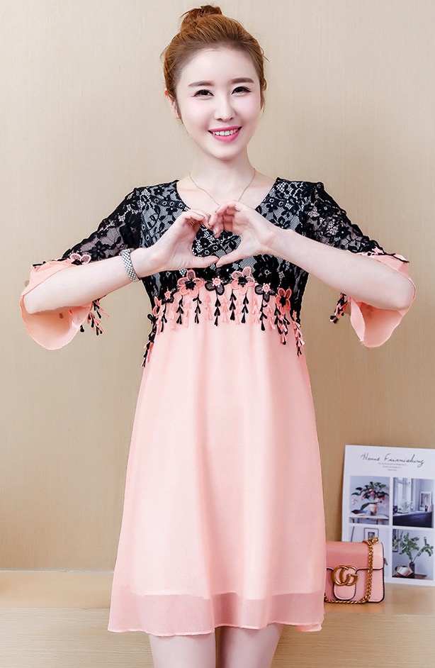 เดรสคลุมท้อง แบบน่ารัก ผ้าชีฟอง ด้านบนเป็นผ้าลูกไม้ มีซับใน M L XL,XXL