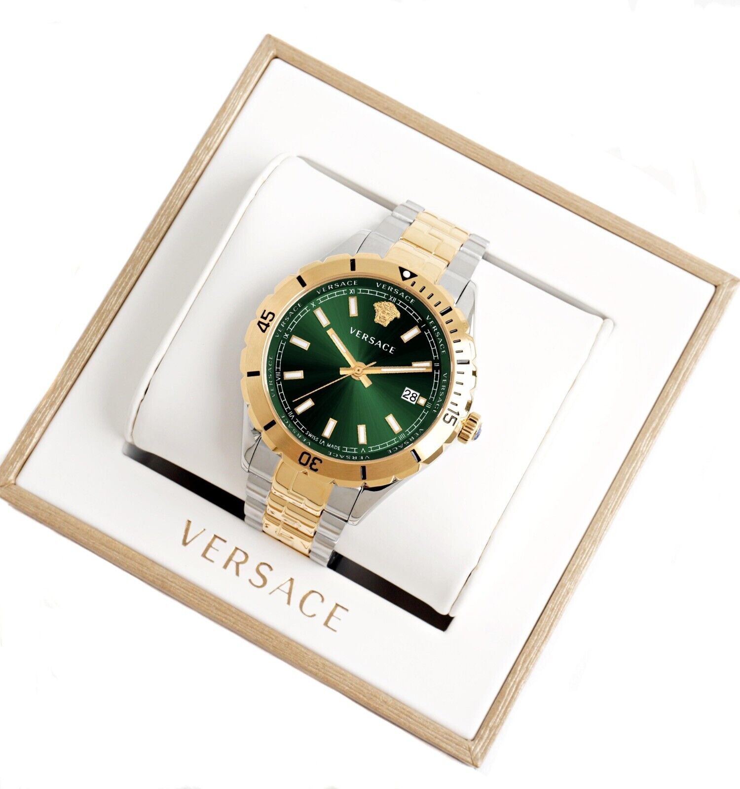 Versace VE3A00720 นาฬิกาผู้ชาย Hellenyium Quartz Men's Watch