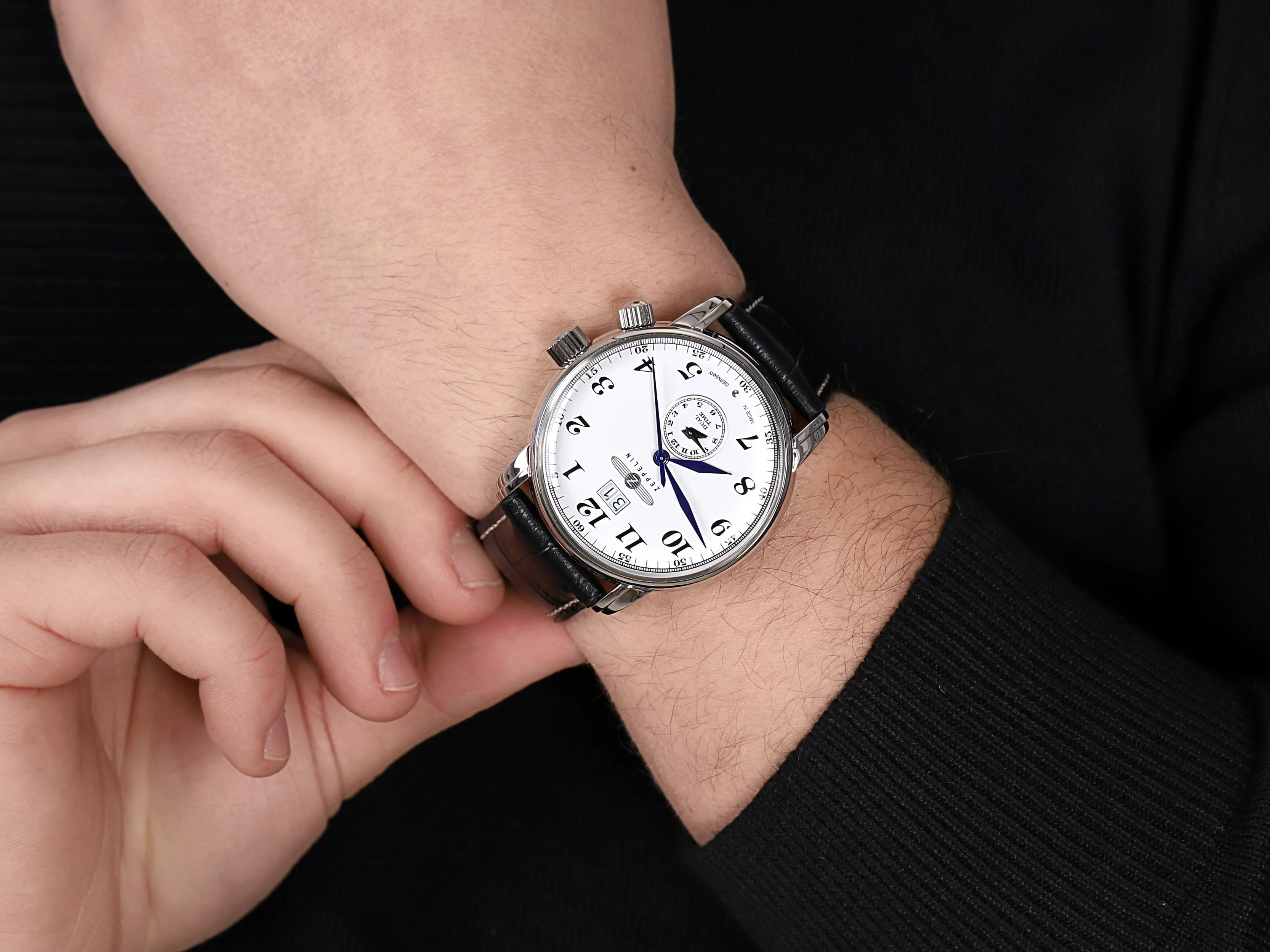 Zeppelin 7644-1 นาฬิกาผู้ชาย Graf Zeppelin LZ127 Quartz Men's Watch