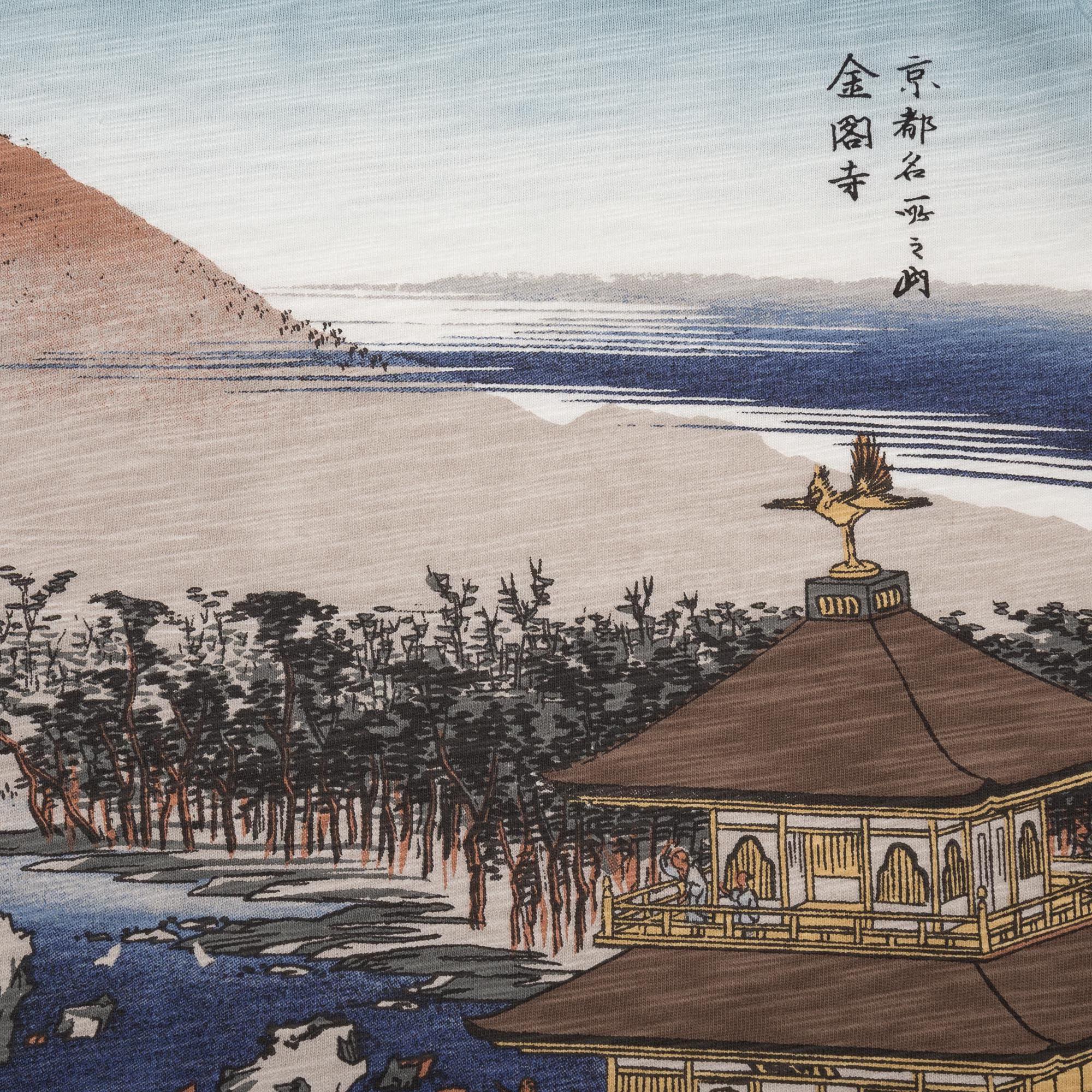 [PRE-ORDER] เสื้อยืด UNIQLO UT T-shirt Ukiyo-e (浮世絵) ลายวัดคินคะคุจิ (Kinkakuji Temple) วัดทอง เมืองเกียวโต มรดกโลกที่ญี่ปุ่น - นำเข้าจากญี่ปุ่น