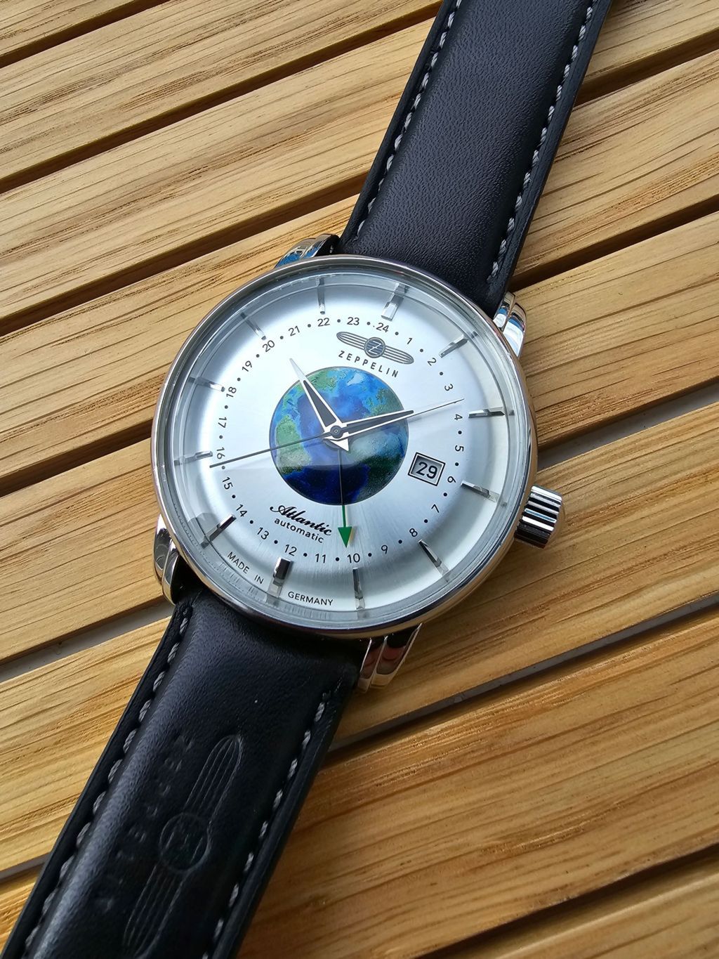 Zeppelin 8468-1 นาฬิกาผู้ชาย Automatic Quartz Watch