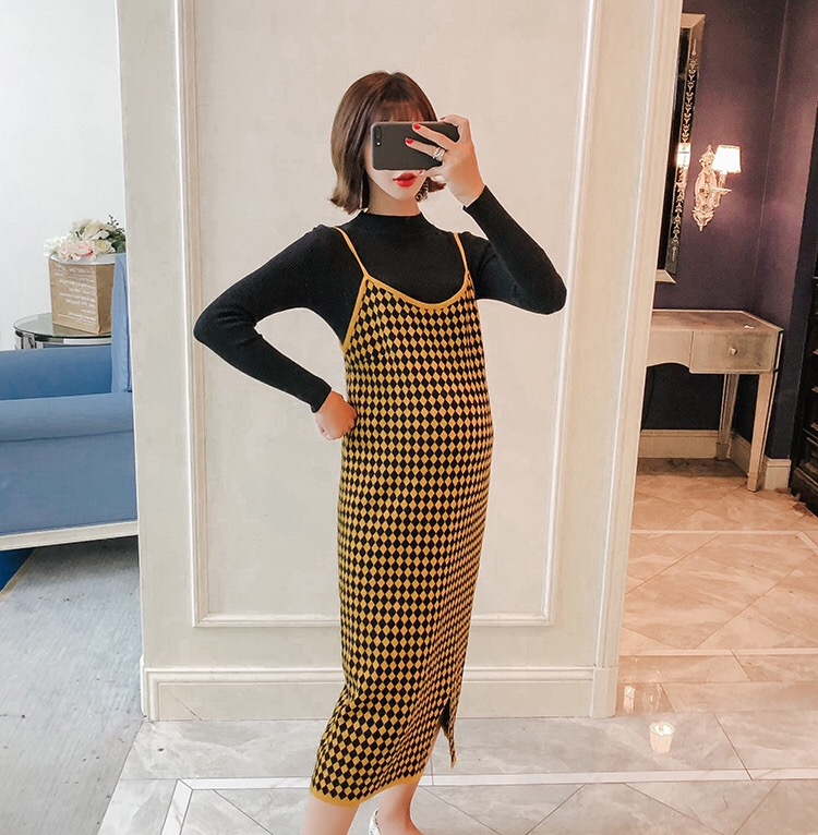 เอี๊ยมกระโปรงคลุมท้องยาว ผ้าไหมพรมยืดตัวนิ่ม มาพร้อมเสื้อแขนยาวใส่น่ารักมากค่ะ