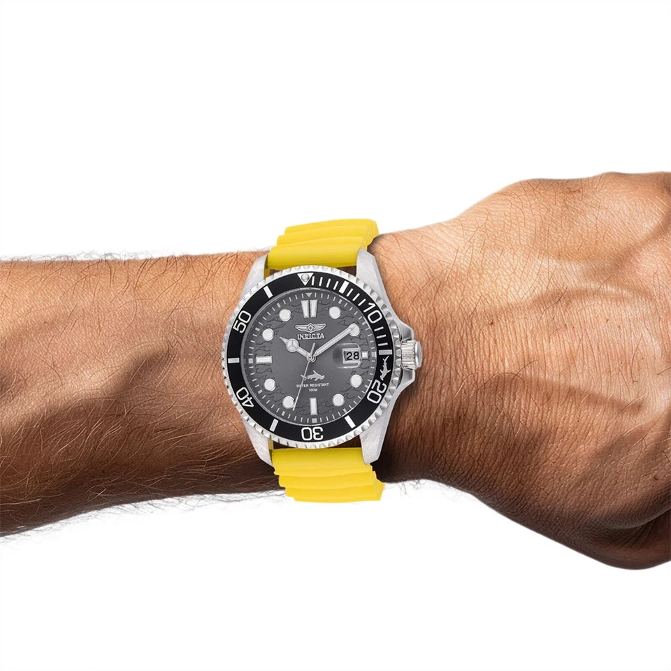 Invicta 47163 นาฬิกาผู้ชาย Pro Diver Quartz Men's Watch