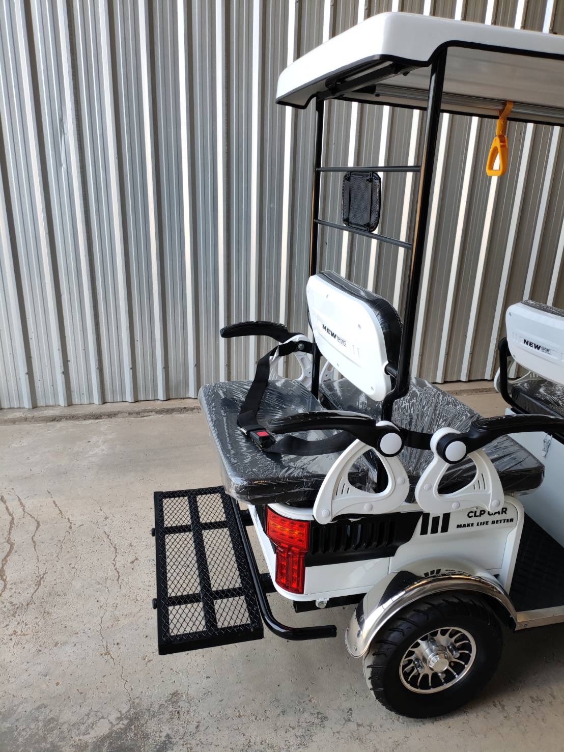 รถไฟฟ้า 4 ล้อ 4-5 ที่นั่ง รุ่น M-01T ยี่ห้อ CLP CAR ขับแฮนด์บิด