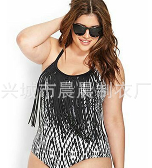 ชุดว่ายน้ำวันพีชพร้อมส่ง :ชุดว่ายน้ำคนอ้วน วันพีชสีดำลายกราฟฟิกแต่งพู่และสายคล้องคอผูกโบว์ สีสันสดใสแบบเก๋ Sexy มากๆจ้า:รอบอก34-42นิ้ว เอว32-38นิ้ว สะโพก36-42นิ้วจ้า