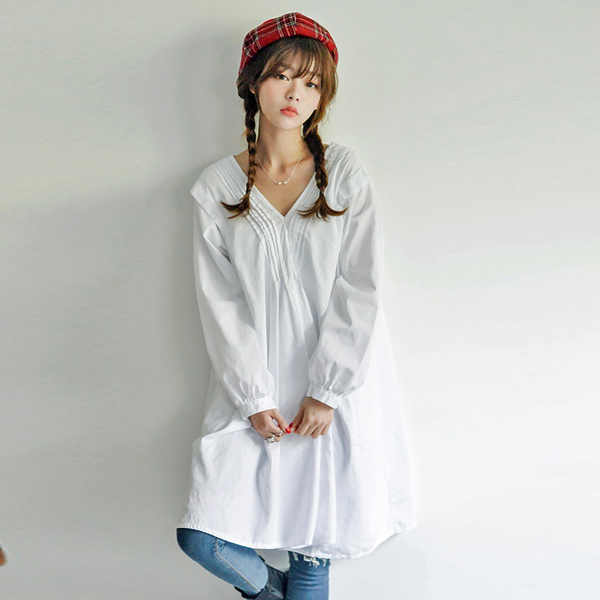 ((พร้อมส่ง)) เสื้อผ้าแฟชั่นผู้หญิง : เดรสสีขาวแฟชั่น กระโปรงพริ้วๆ น่ารัก น่ารักจ้า