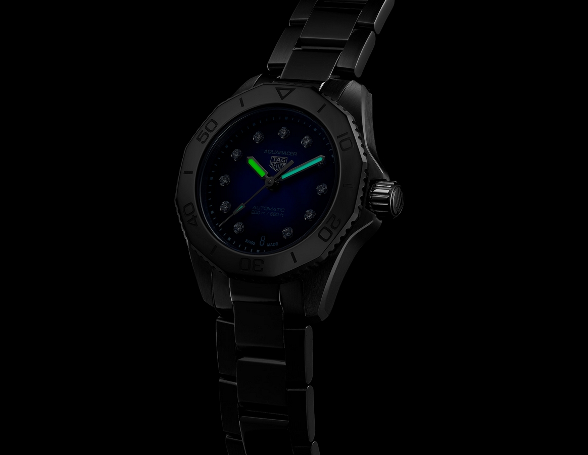 Tag Heuer WBP2411.BA0622 นาฬิกาผู้หญิง Aquaracer Automatic 30mm Diamonds Ladies Watch