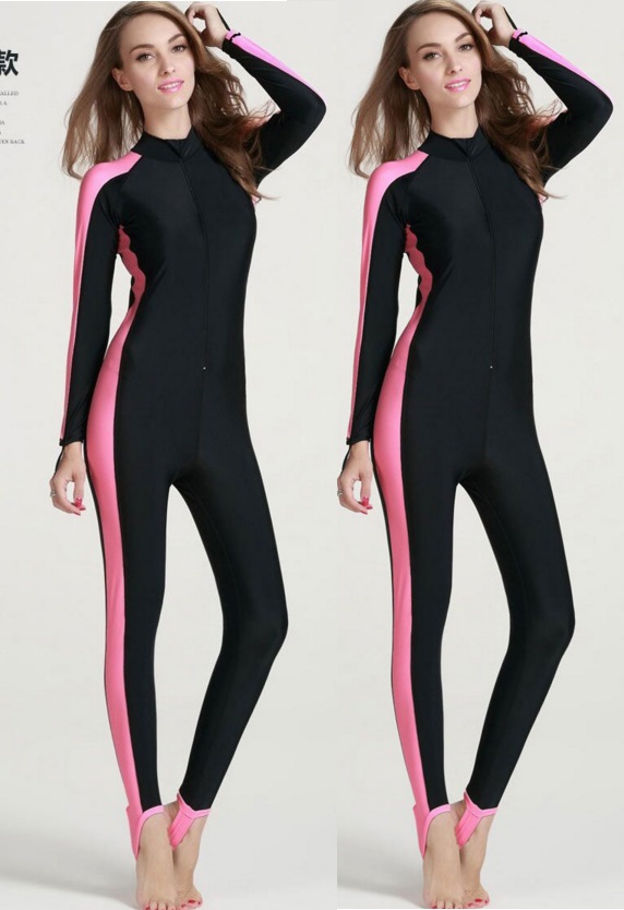 ชุดว่ายน้ำคนอ้วนพร้อมส่ง :ชุดว่ายน้ำสีดำแถบชมพูแขนยาวขายาวสีสันสดใสแบบเก๋ น่ารักมากๆจ้า:มีSize L,2XL,3XL รายละเอียดไซส์คลิกเลยจ้า