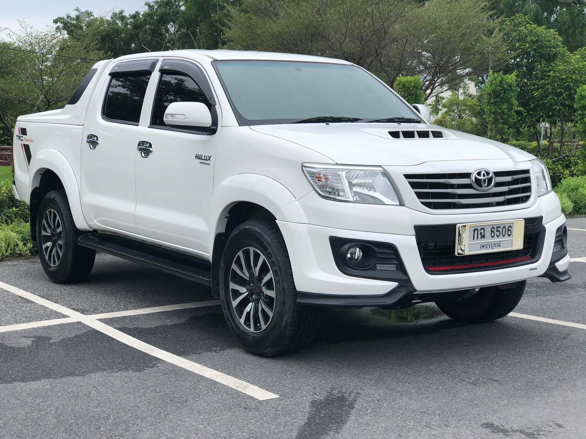 Toyota Vigo Champ 2.5E PRERUNNER DOUBLE CAB TRD SPORTIVO MT 2014