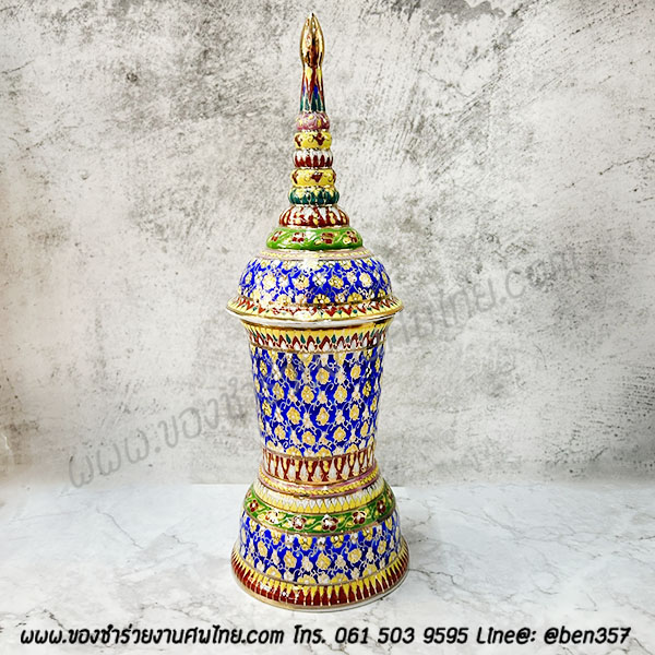 โกศใส่อัฐิทรงสูง เบญจรงค์ ความสูง 12 นิ้ว งานเบญจรงค์ วาดมือ ใบละ 800.-