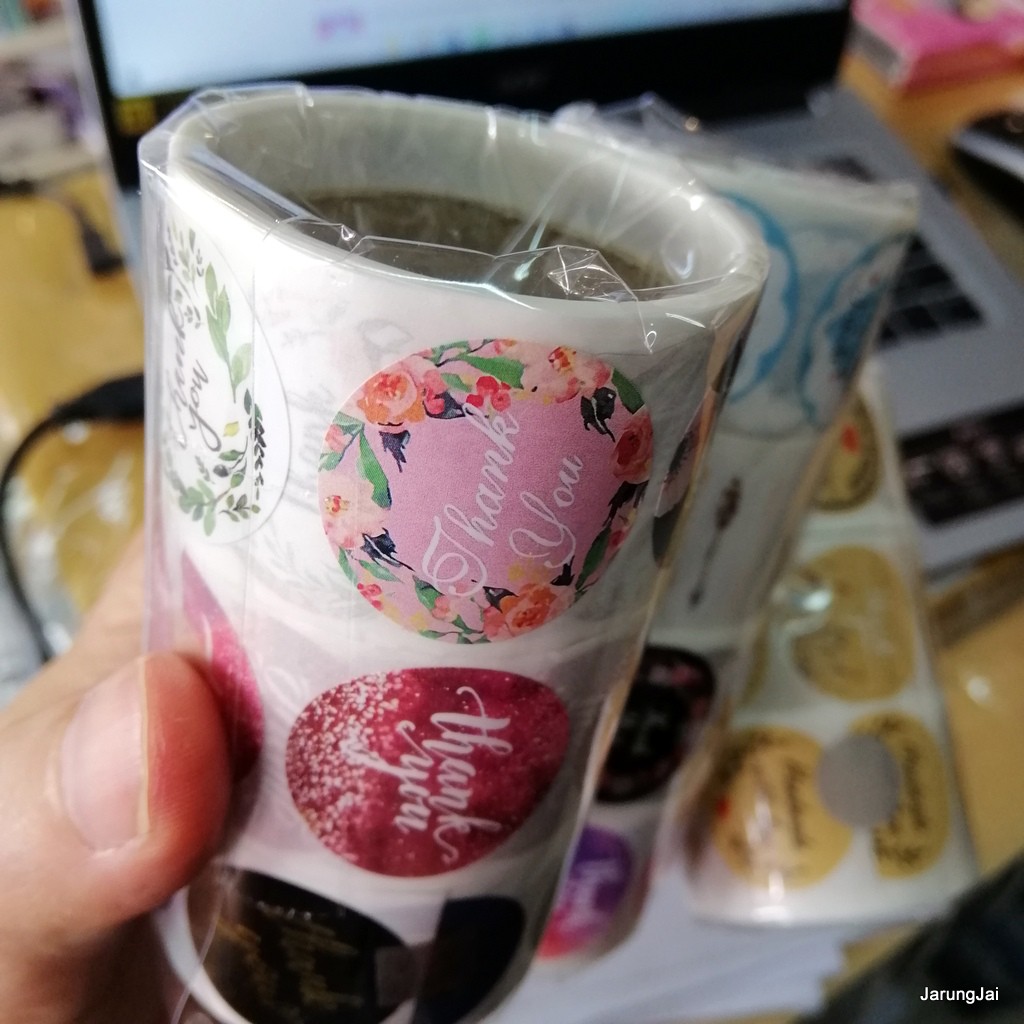 สติ๊กเกอร์ขอบคุณ ขนาดเล็ก จำนวน 100 ดวง thank you sticker คละลาย