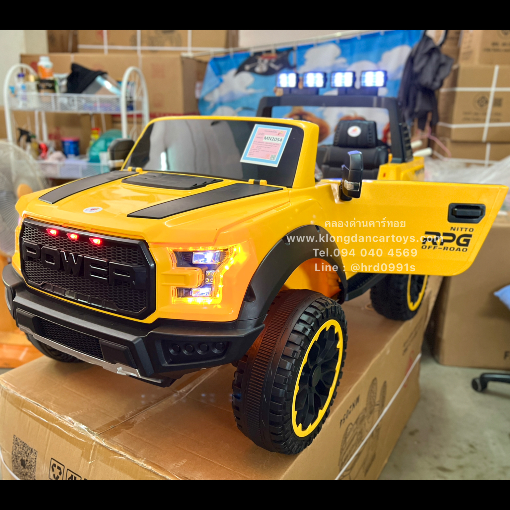 รถกะบะเด็กแบตเตอรี่Raptor4×4*คันใหญ่* (ออกตัวสมูท, 4มอเตอร์แบต12v7a, มีโช้คหน้าหลัง, โยกได้, บูลทูธกับมือถือ เล่นusb aux, รีโมทบูลทูธ) กะบะท้ายช่องใหญ่ ถอดชาร์จภายนอกได้