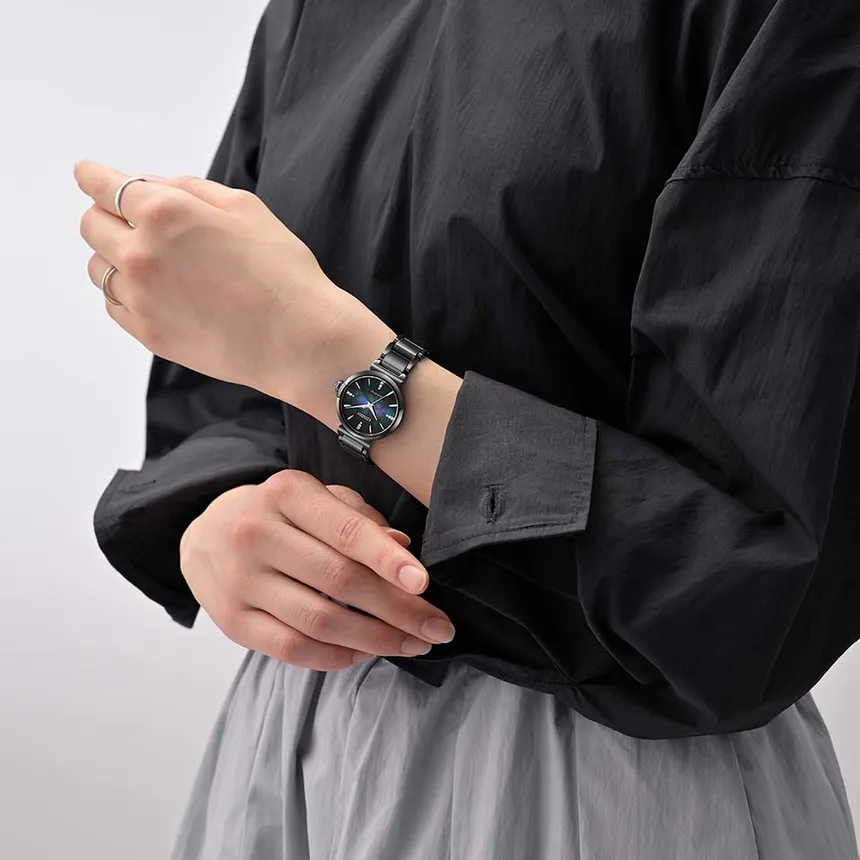 Citizen EM1067-88E นาฬิกาผู้หญิง Citizen L Eco-Drive Diamond: 8 Pcs Women's Watch