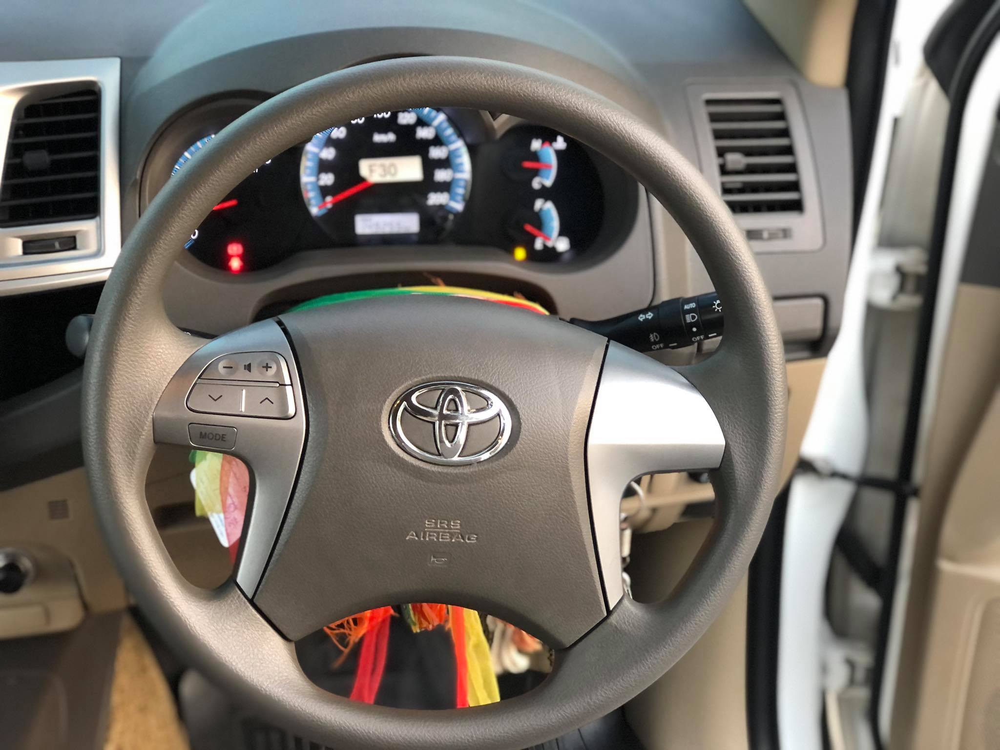 Toyota Fortuner Champ 2.5G เกียร์ธรรมดา 2012