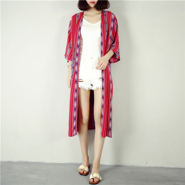 เสื้อคลุมแฟชั่น พร้อมส่ง : เสื้อคลุมสีแดงแต่งลายสีสันสดใส แบบสวยมากจ้า