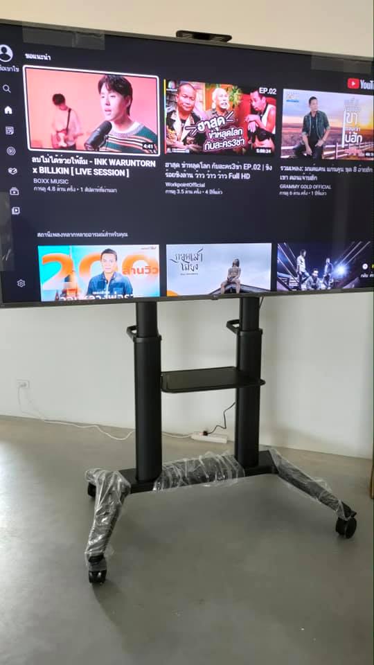 ขาตั้งพื้นทีวีมีล้อเลื่อน 70-120นิ้ว สีดำ รุ่น MT-F9300