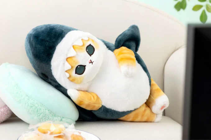 [PRE-ORDER] ตุ๊กตา แมวโมฟุ Mofusand ชุดหัวฉลาม ท่านอน นำเข้าจากญี่ปุ่น โมฟุซาน mofu mofusand サメにゃん寝転びぬいぐるみ(涅槃ポーズ)