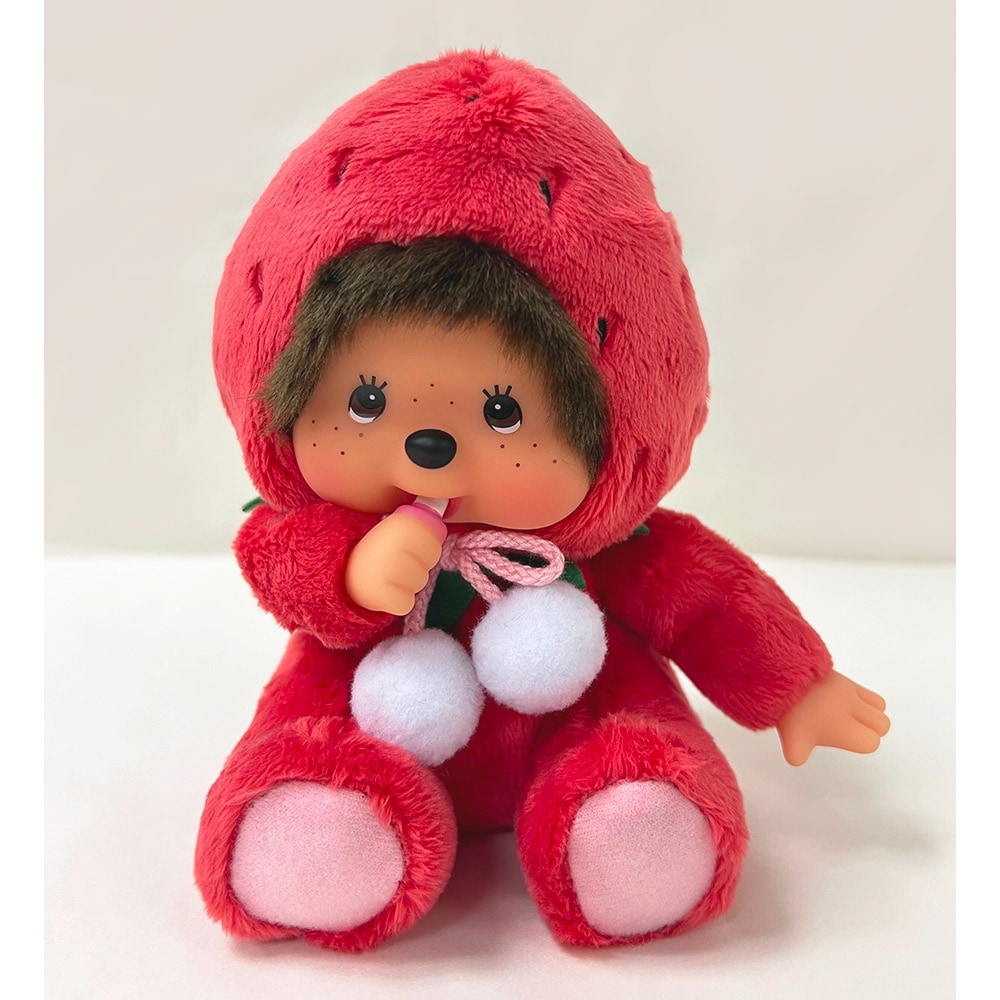 [PRE-ORDER] ตุ๊กตา ม่อนชิชิ สตรอว์เบอร์รี่ อะมะโอ ท่านั่ง Size S Monchhichi Fukuoka Amaou Strawberry ご当地モンチッチ 福岡 あまおういちご