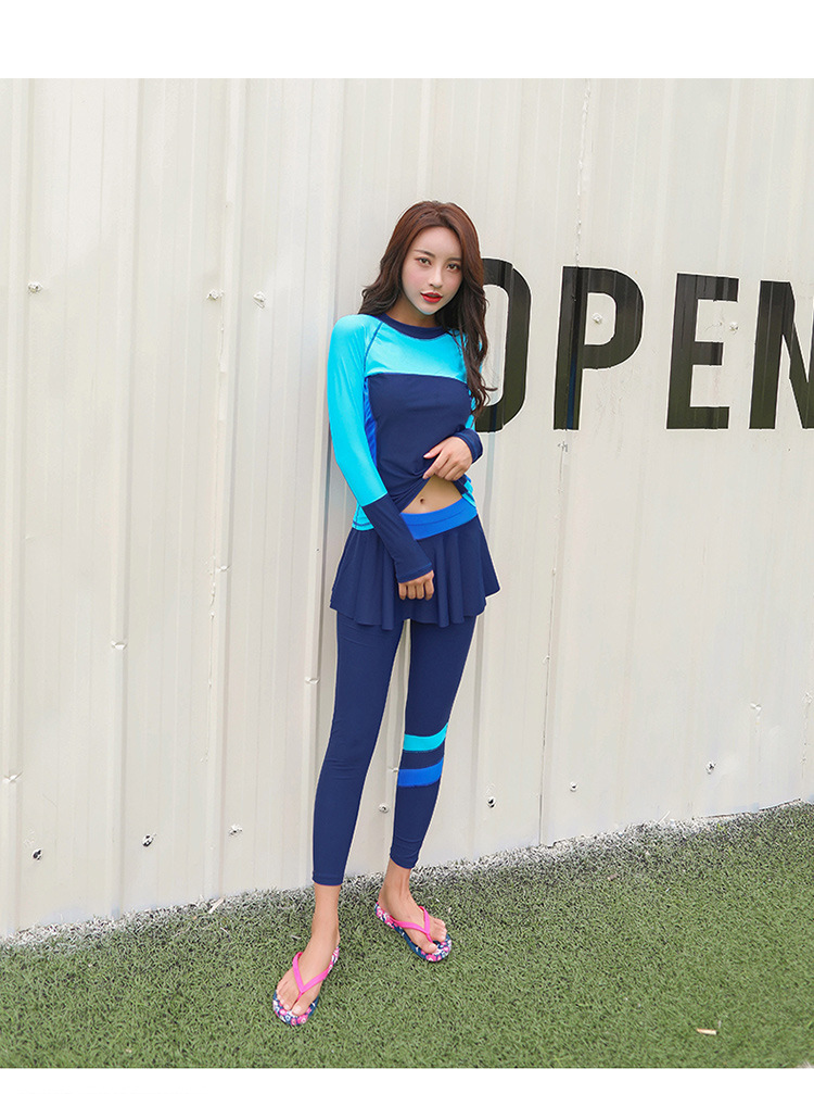 ชุดว่ายน้ำไซส์ใหญ่ 8XL แบบสปอร์ตพร้อมส่ง :ชุดว่ายน้ำคนอ้วนสีน้ำเงินฟ้าแขนขายาว. กางเกงขายาวแต่งกระโปรงระบาย สีสันสดใสแบบเก๋น่ารักมากๆจ้า:รอบอก44 - 58 นิ้ว เอว38 - 50 นิ้ว สะโพก44 - 60 นิ้ว