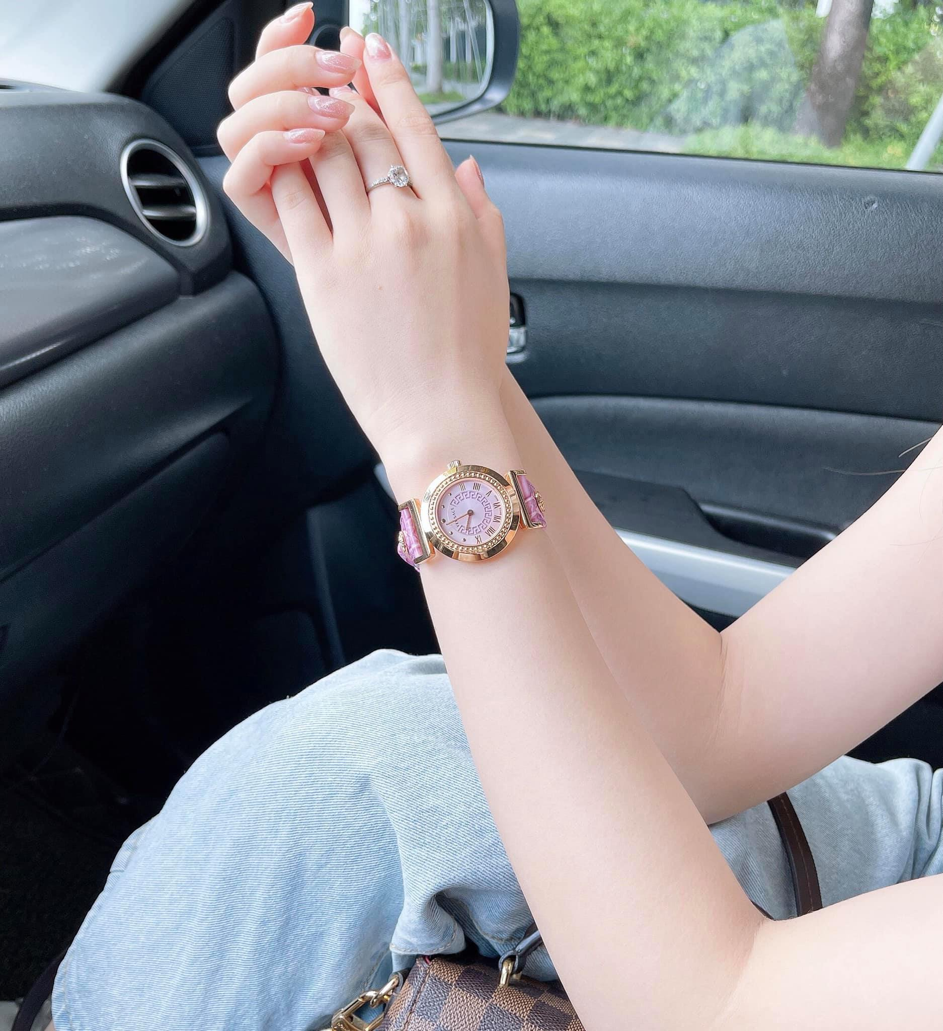 Versace P5Q80D702S702 นาฬิกาผู้หญิง Quartz Women's Watch