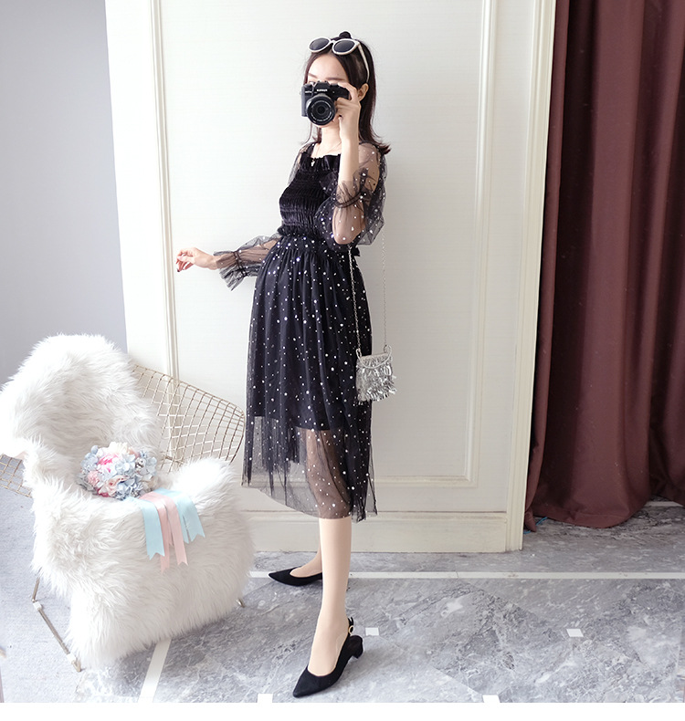 เดรสคลุมท้องแฟชั่นแขนซีทรู ช่วงอกสม๊อค ประดับด้วยดาวฟรุ้งฟริ้ง มีซับใน น่ารักมาก M L XL,XXL