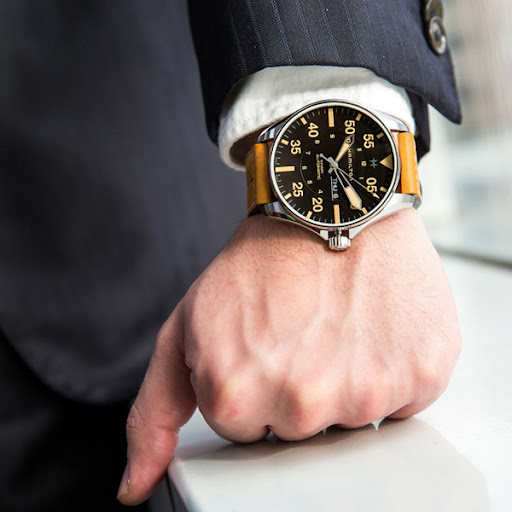 Hamilton H64725531 นาฬิกาผู้ชาย KHAKI AVIATION PILOT DAY DATE AUTO Men's Watch